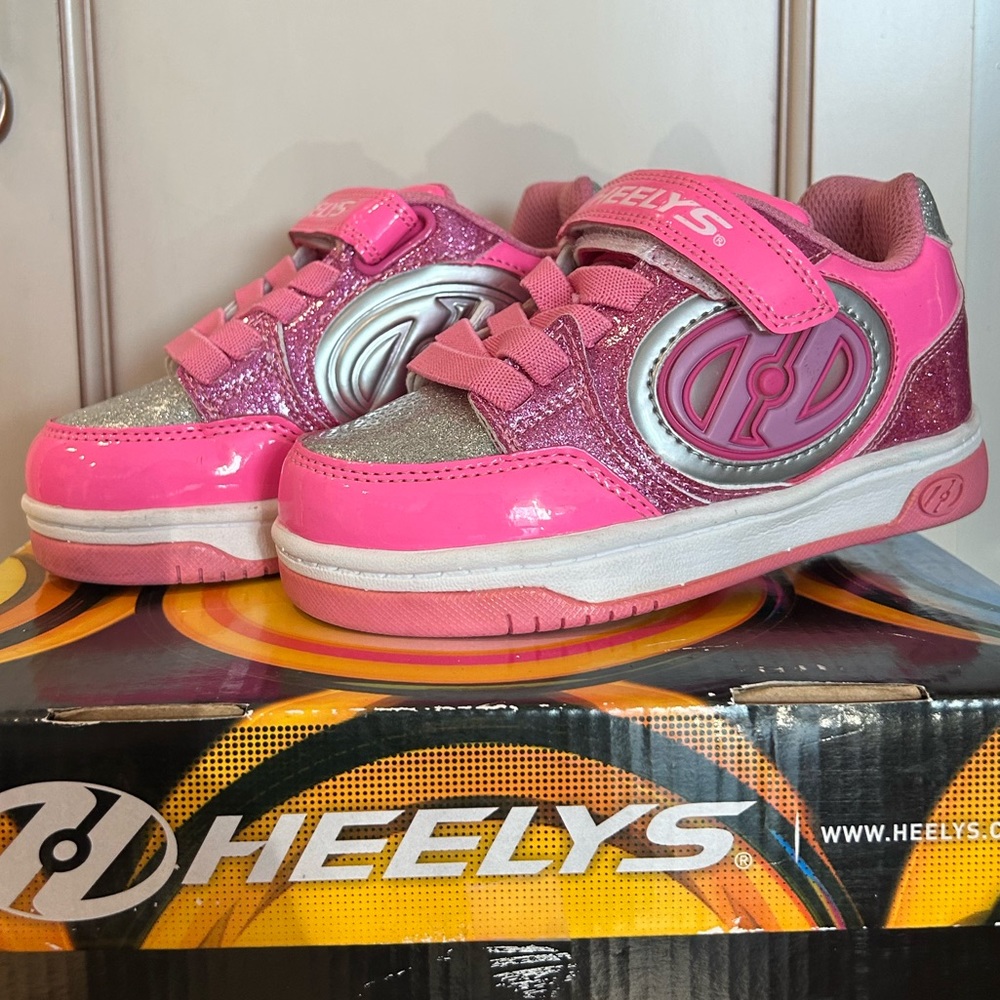 Girls size 12 heelys